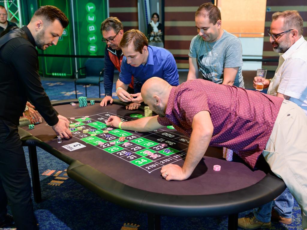 ការបង្ហាញស្លុត: តើអ្វីទៅកន្លែងនេះ?