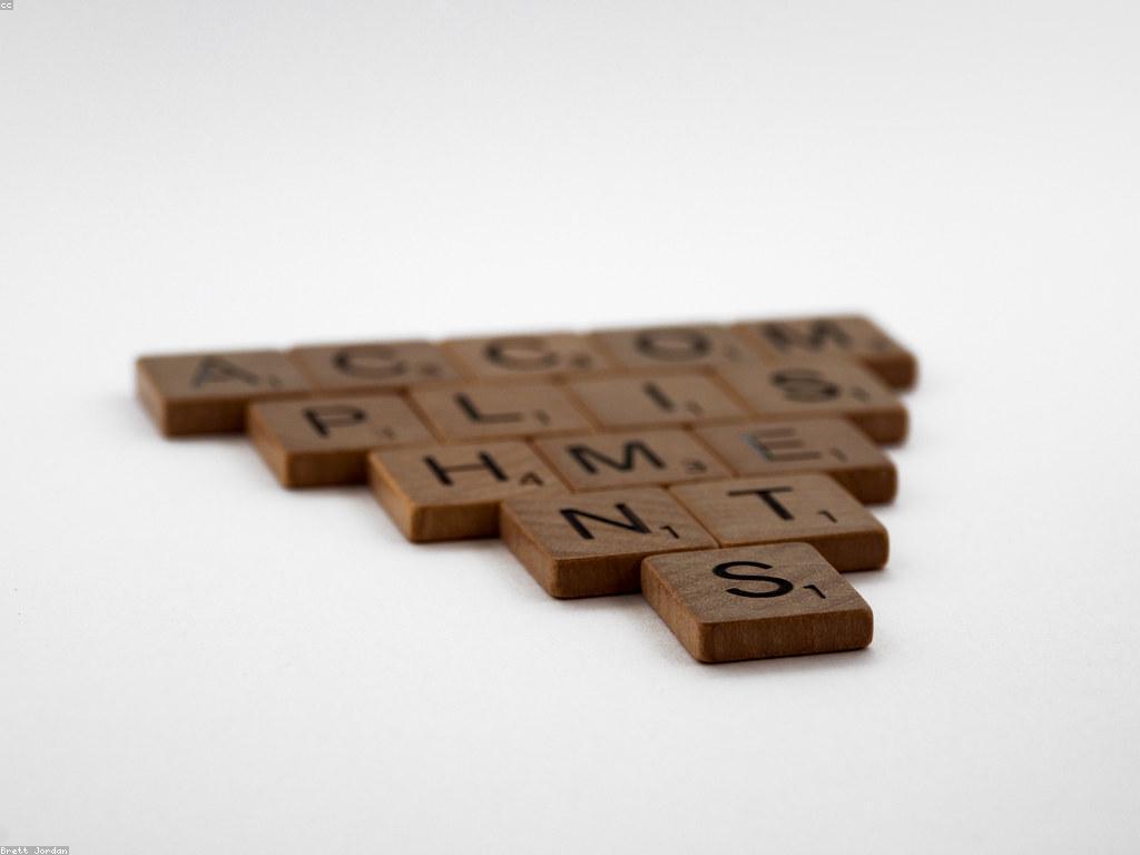 យុទ្ធសាស្ត្រស្លុតដ៏មានសកម្មភាព