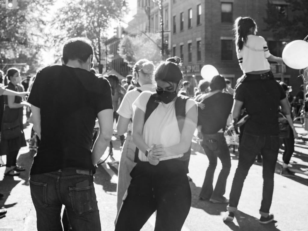 ព័ត៌មានស្លុតថ្មី: ការប្រកាសនិងអត្ថប្រយោជន៍សម្រាប់សង្គម